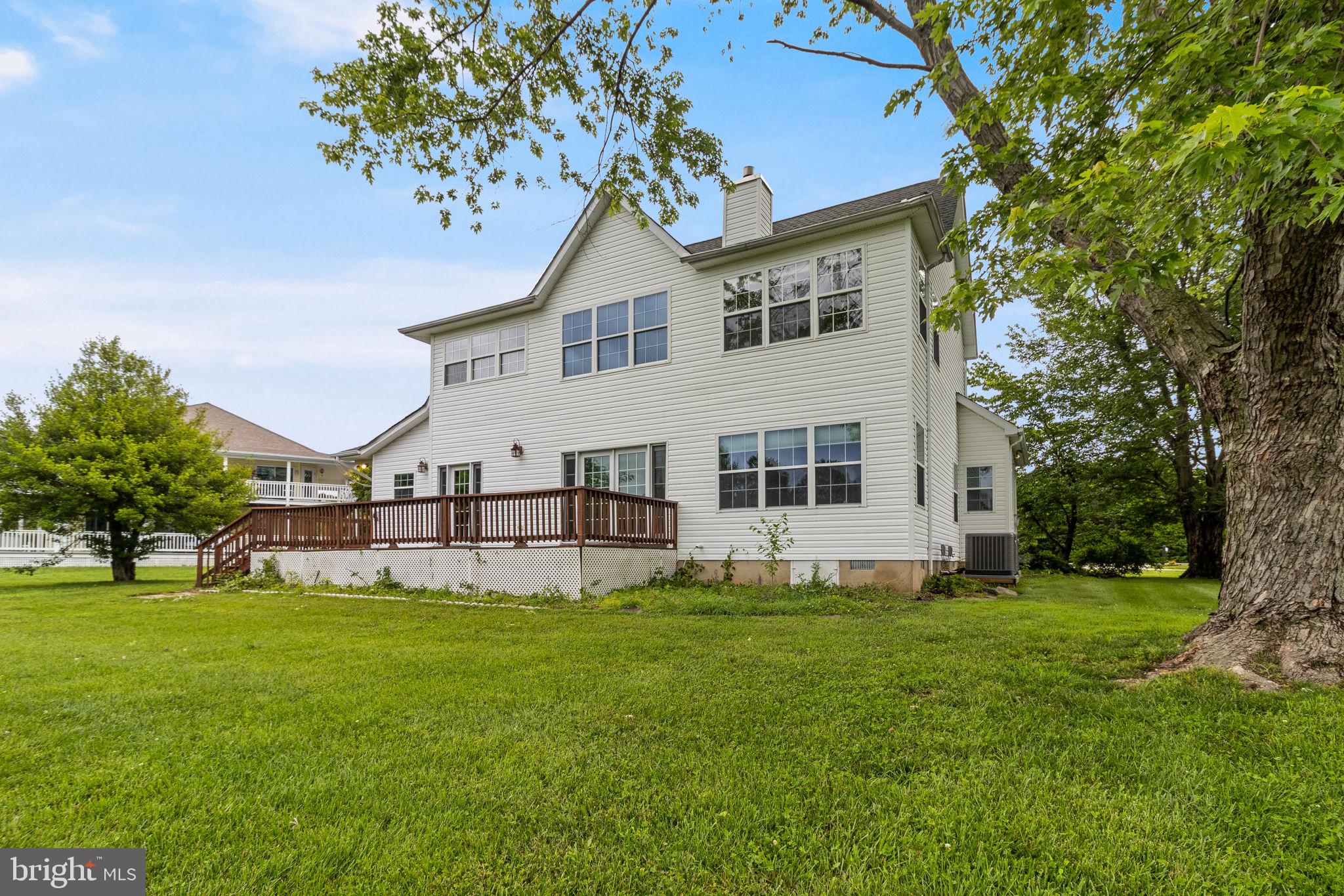 17615 Driftwood Dr