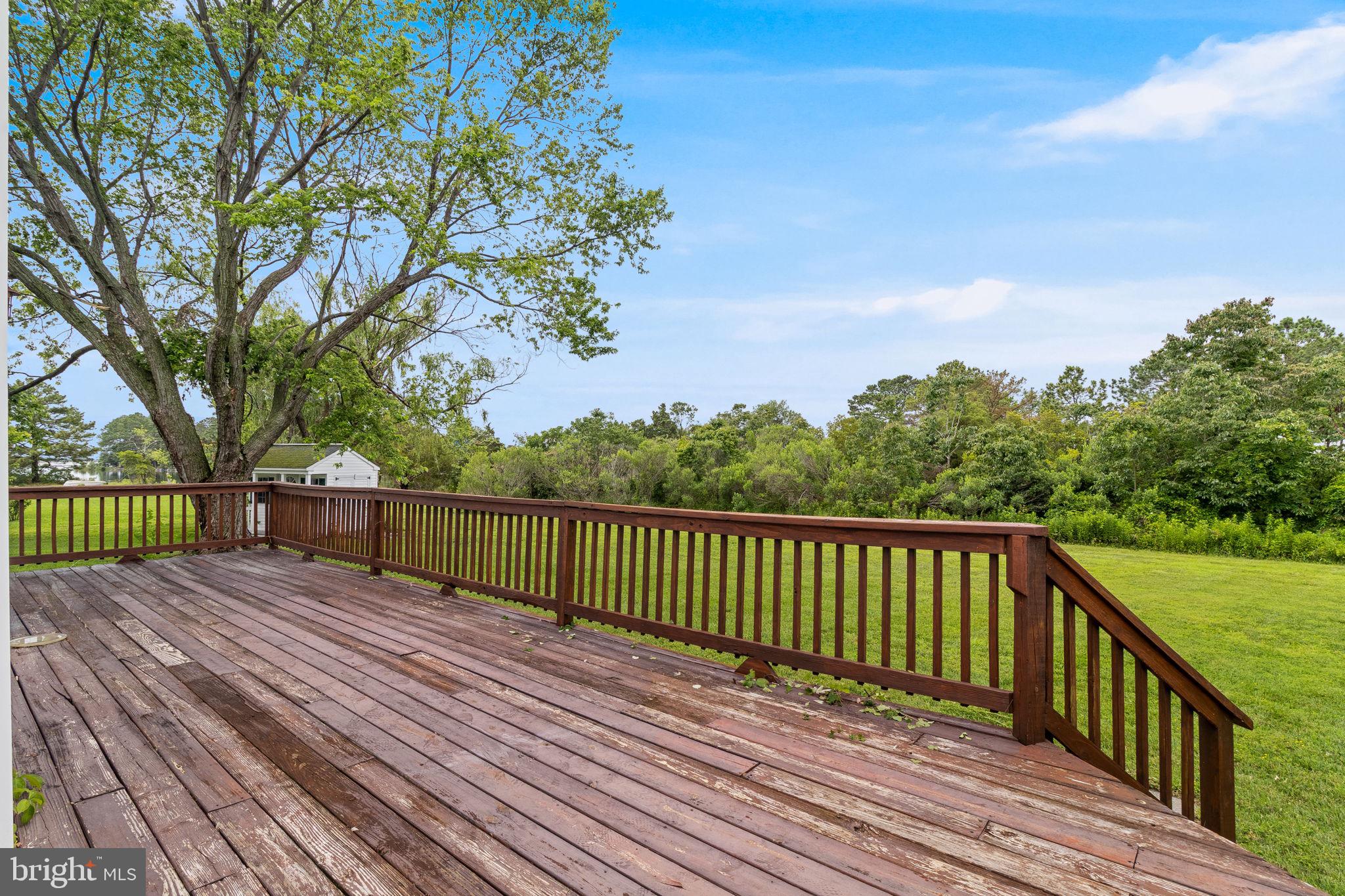 17615 Driftwood Dr