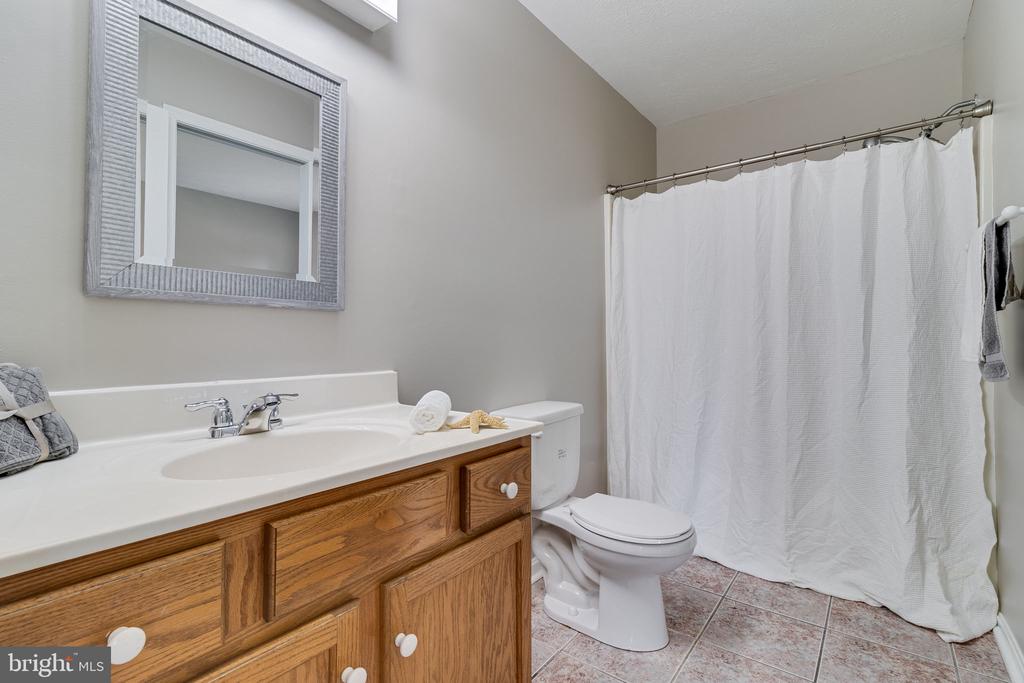 17615 Driftwood Dr