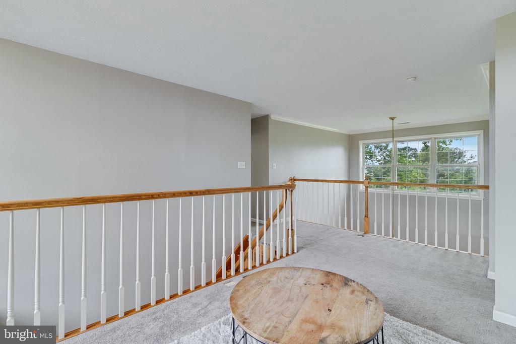 17615 Driftwood Dr