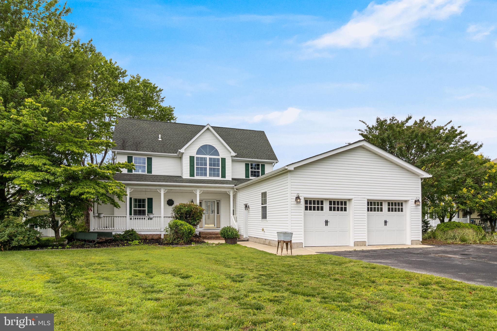 17615 Driftwood Dr
