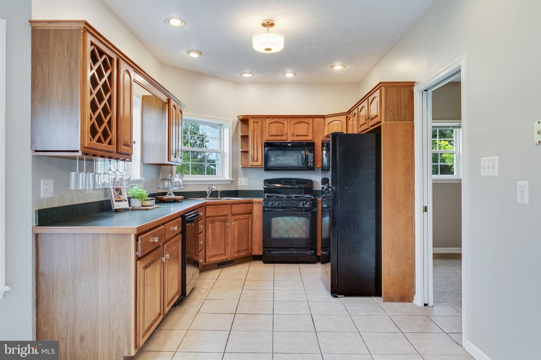 17615 Driftwood Dr