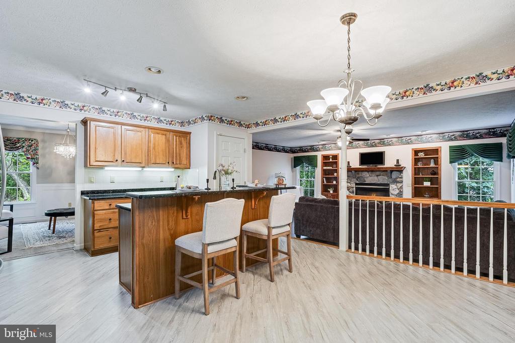 23058 Twinberry Ln