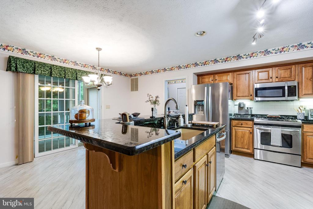 23058 Twinberry Ln