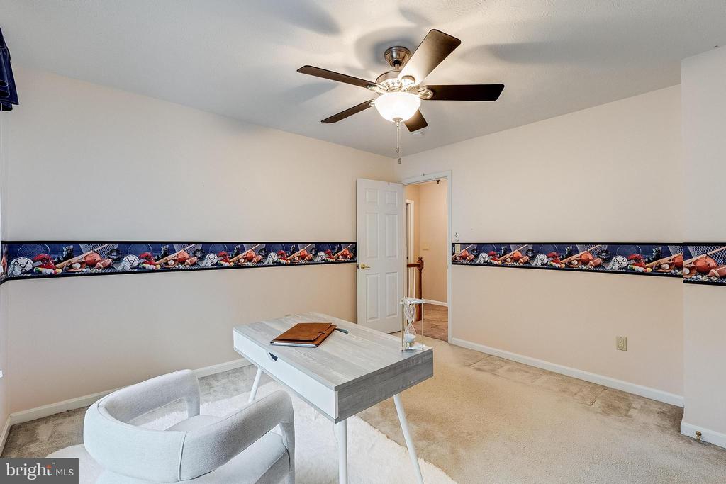 23058 Twinberry Ln