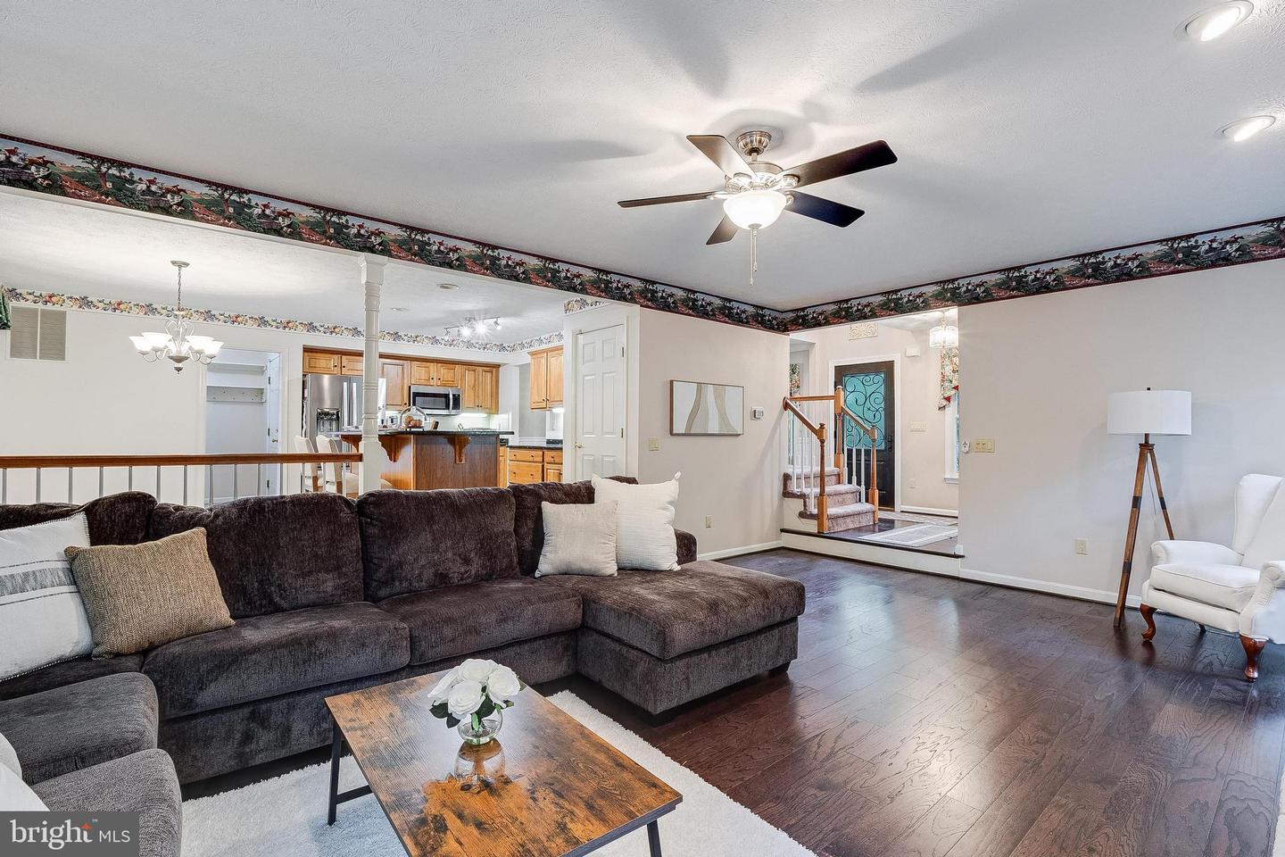23058 Twinberry Ln
