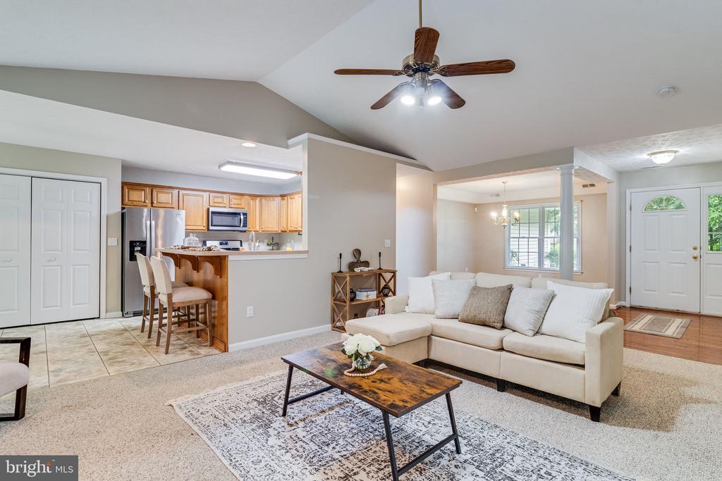23136 Southwood Ln