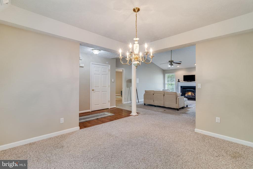 23136 Southwood Ln