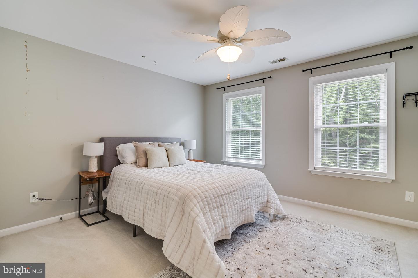 22626 Chickadee Ln
