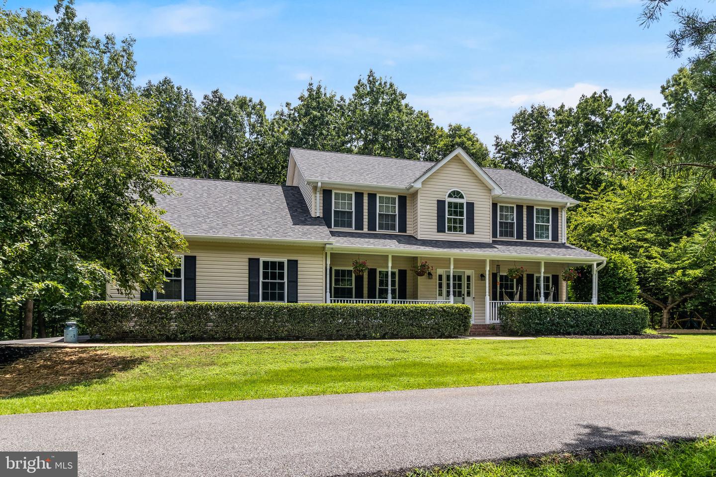 22626 Chickadee Ln
