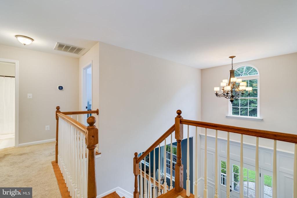 22626 Chickadee Ln