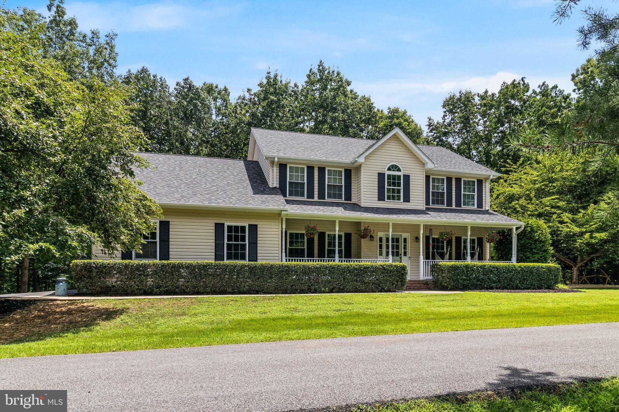 22626 Chickadee Ln
