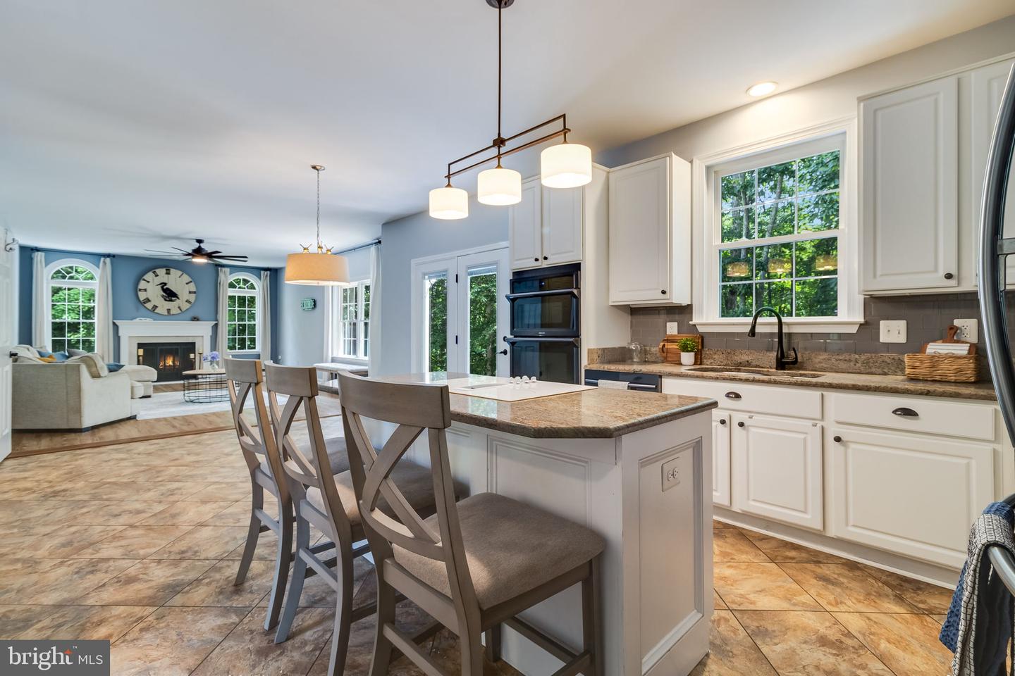 22626 Chickadee Ln