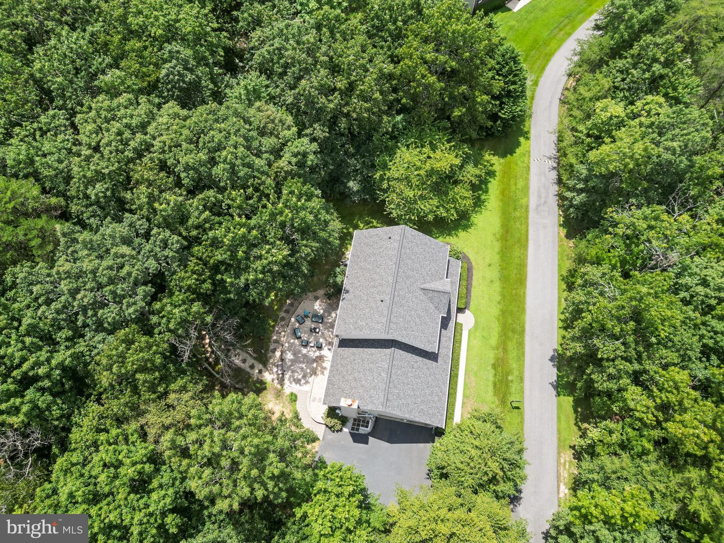 22626 Chickadee Ln