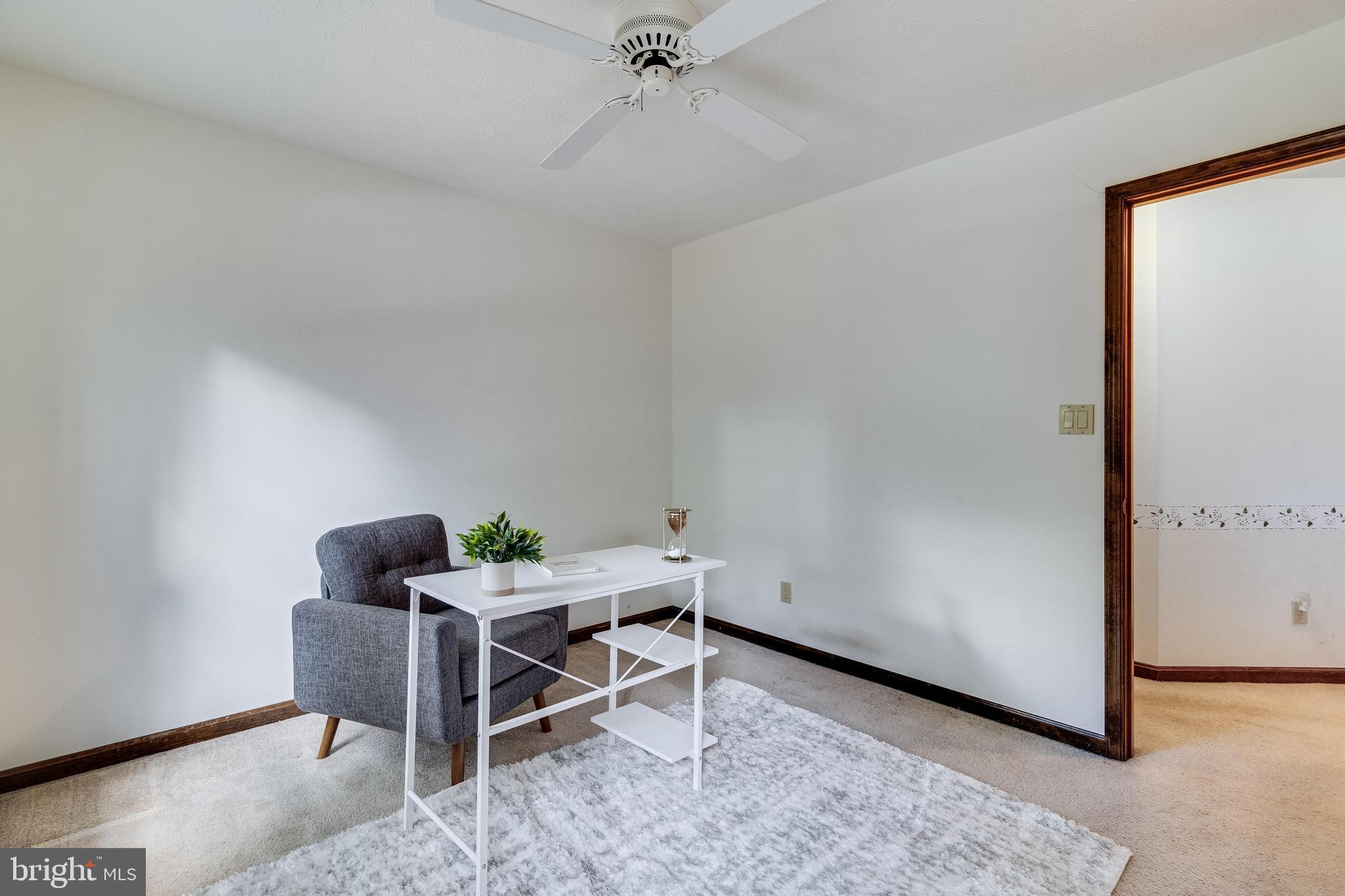 44313 Poplar Wood Dr