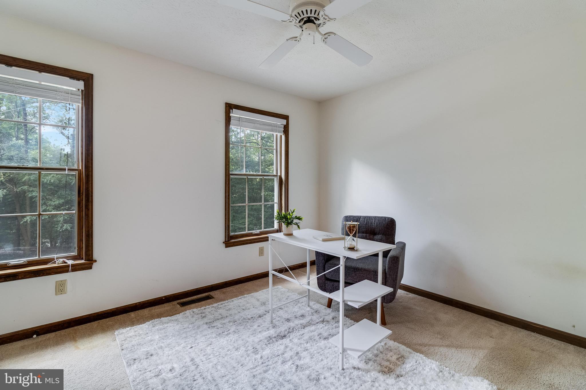 44313 Poplar Wood Dr