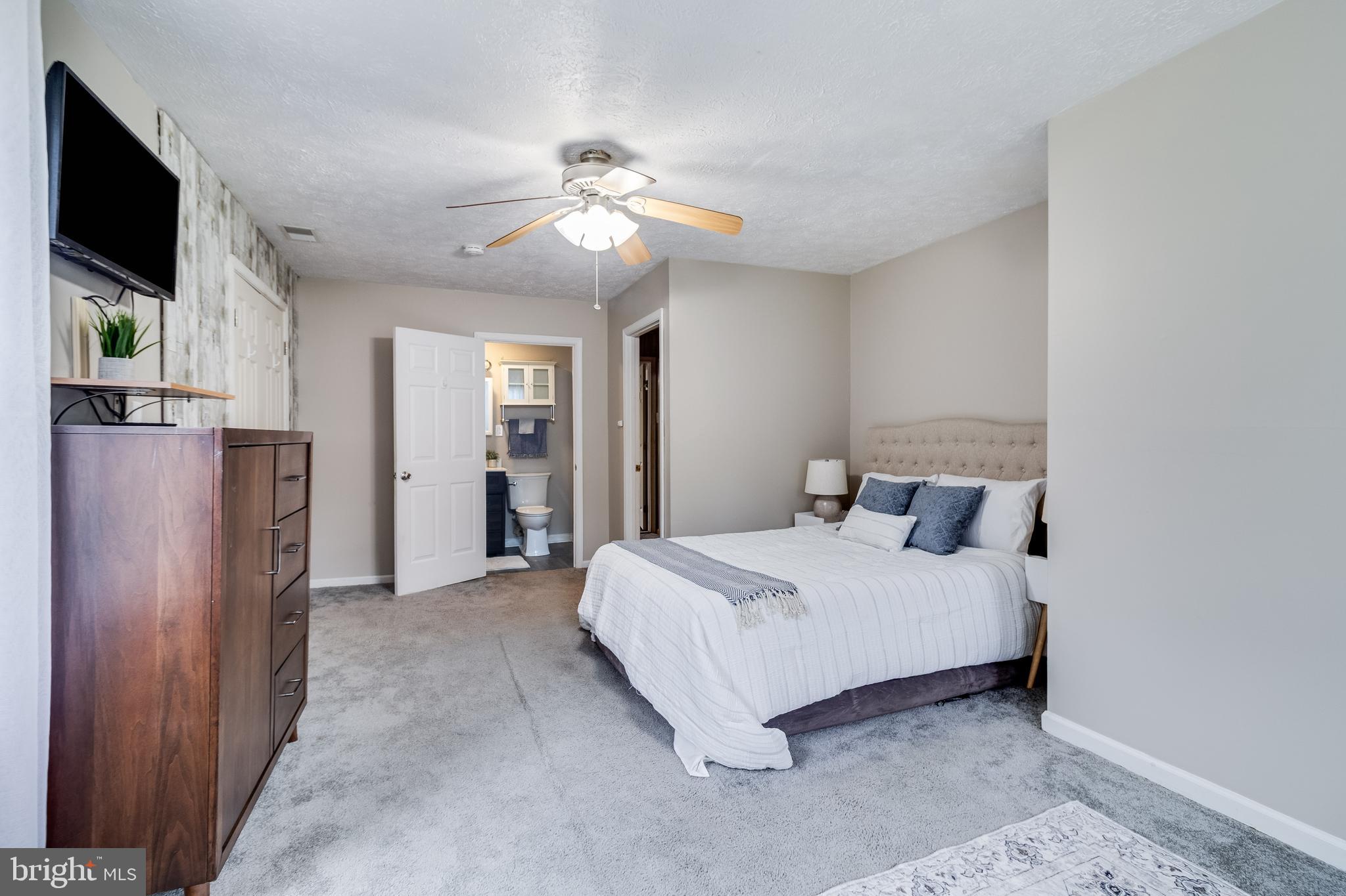 49980 Fenwicks Pride Ln