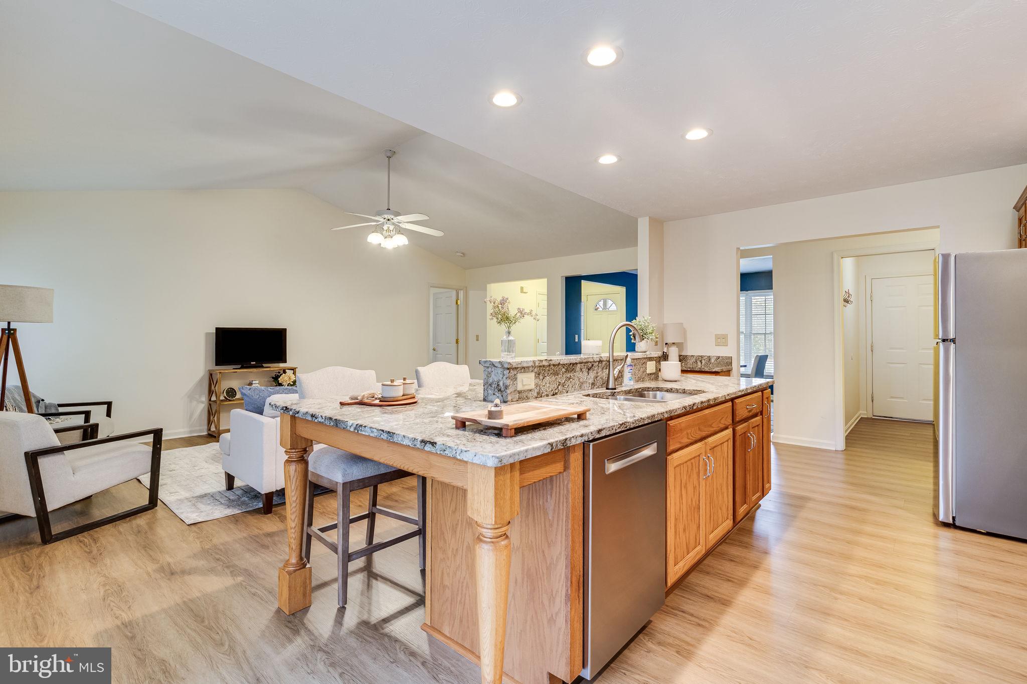 23165 Heatherwood Ln