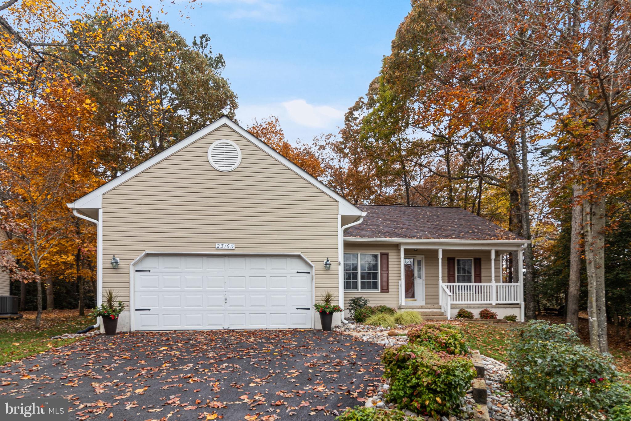 23165 Heatherwood Ln