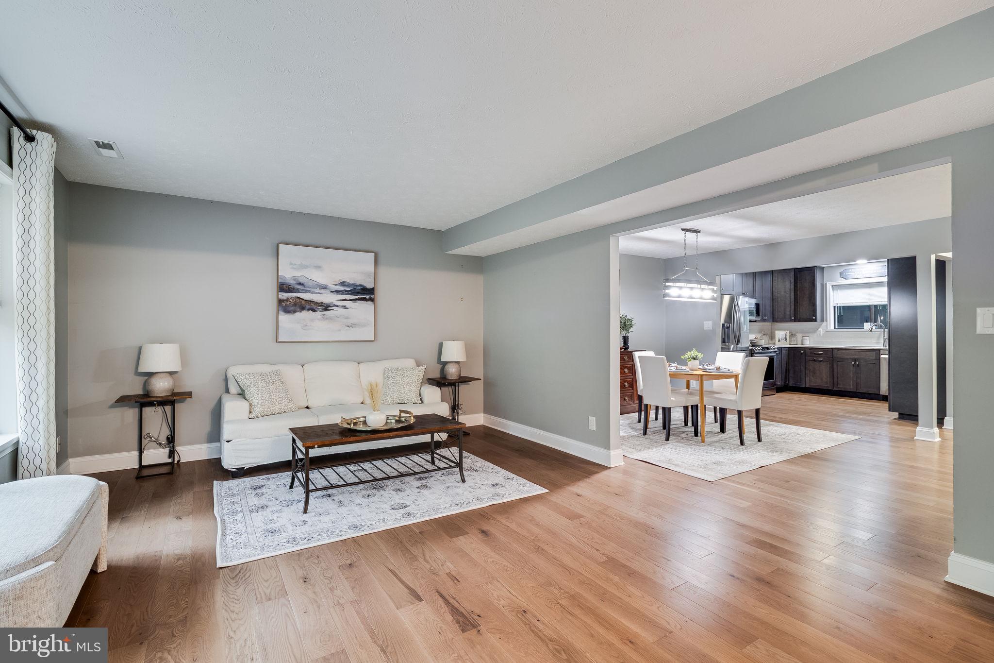 23190 Falling Leaf Ln