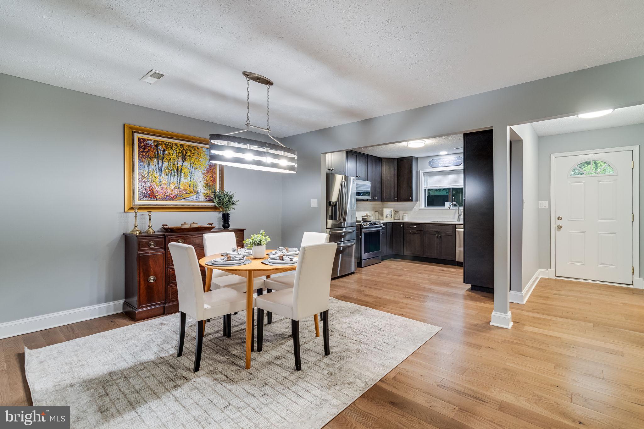 23190 Falling Leaf Ln