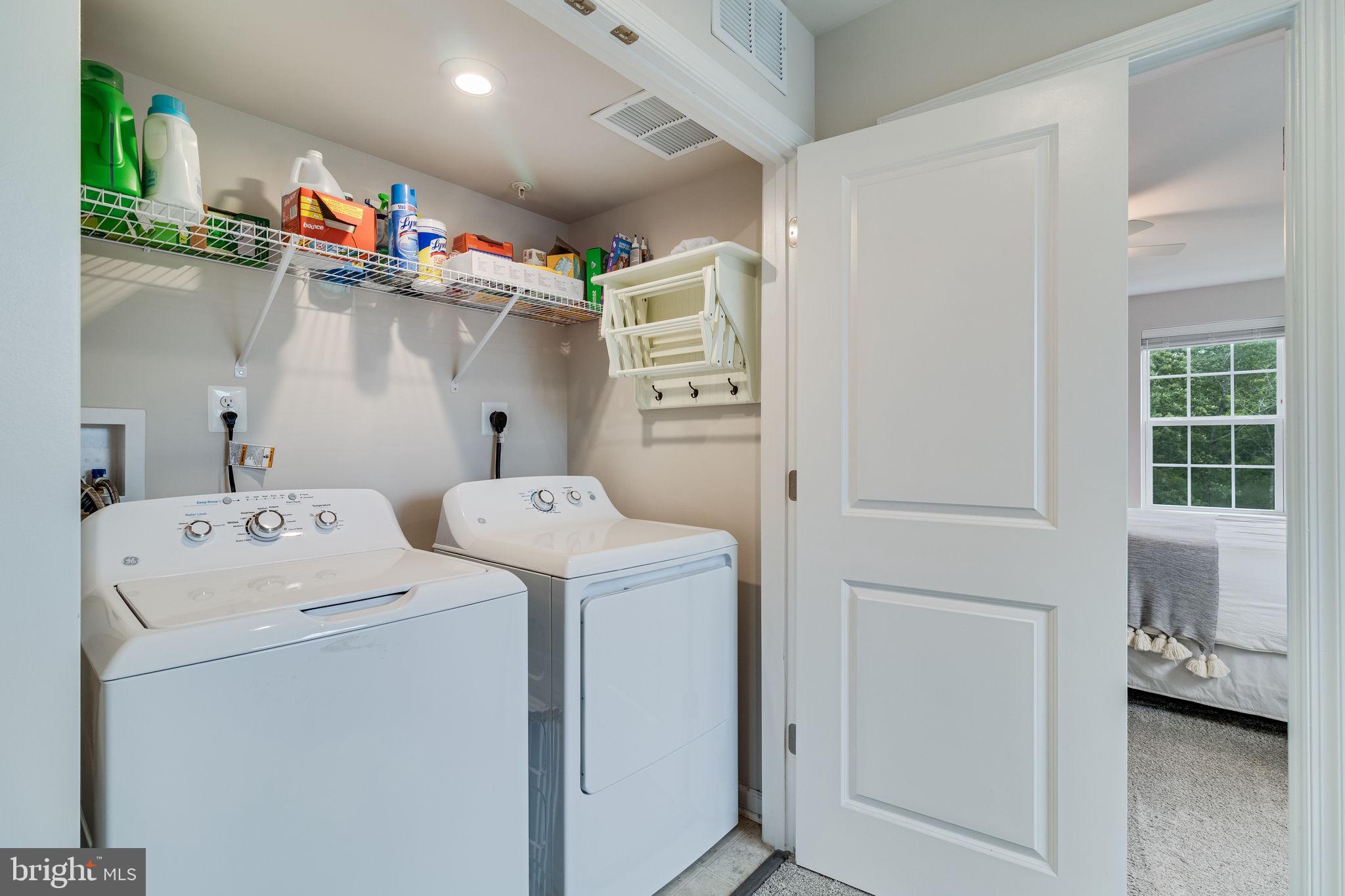 44183 GOLDENZELLE WAY