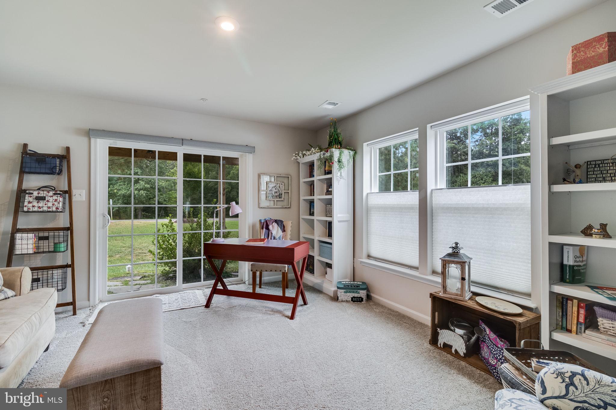 44183 GOLDENZELLE WAY