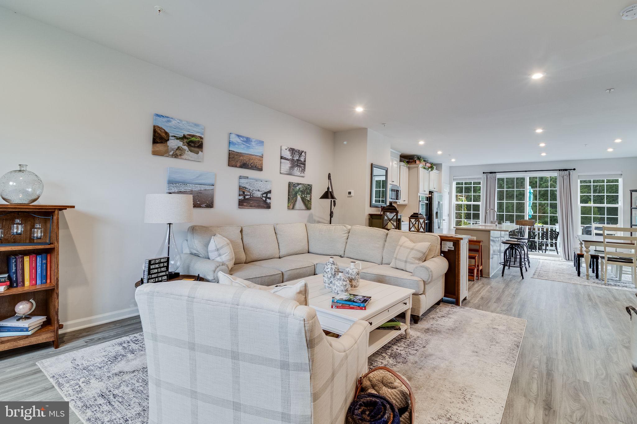 44183 GOLDENZELLE WAY