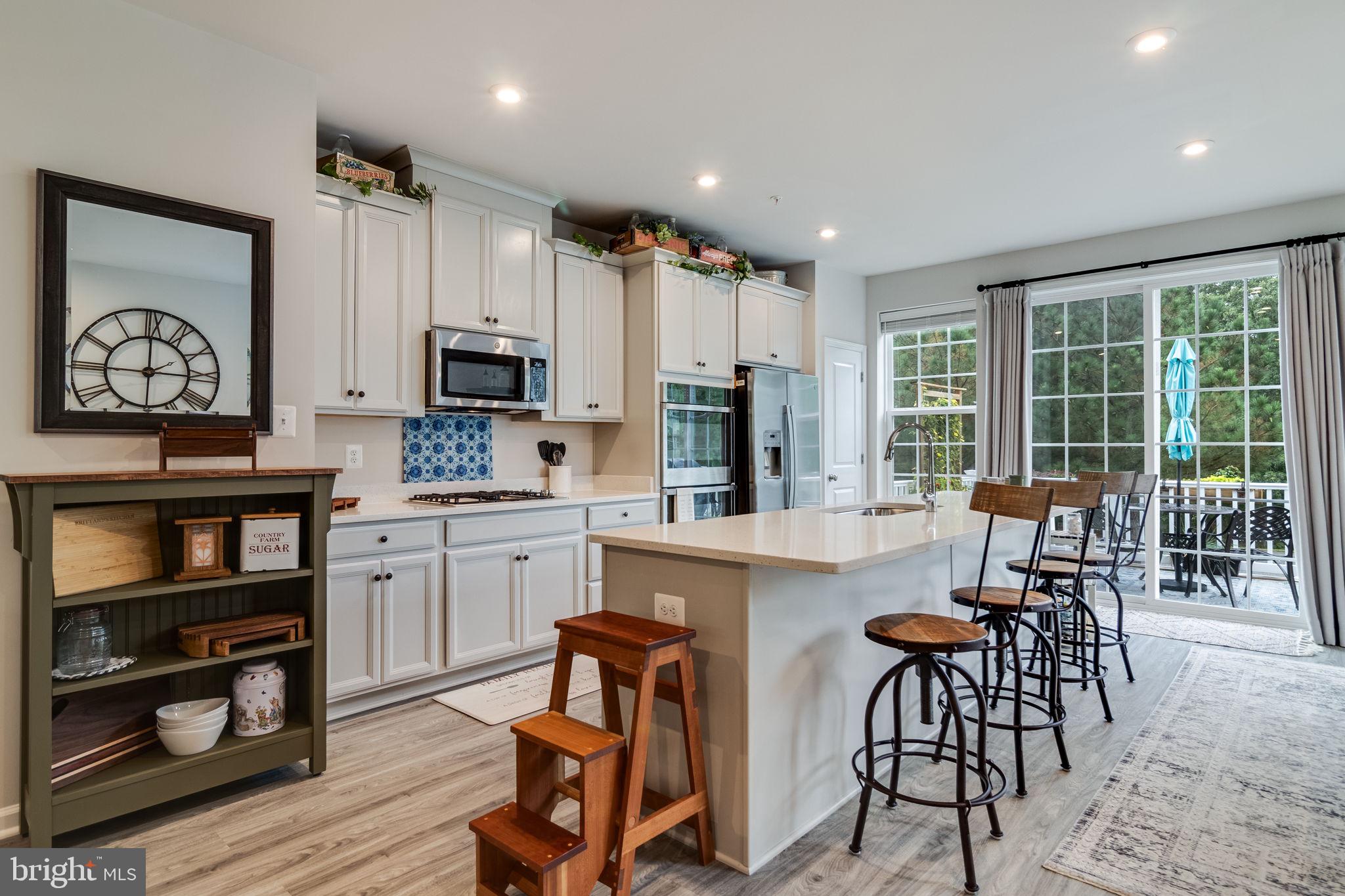 44183 GOLDENZELLE WAY