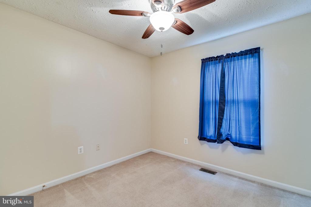 46716 ROBERT LEON DRIVE