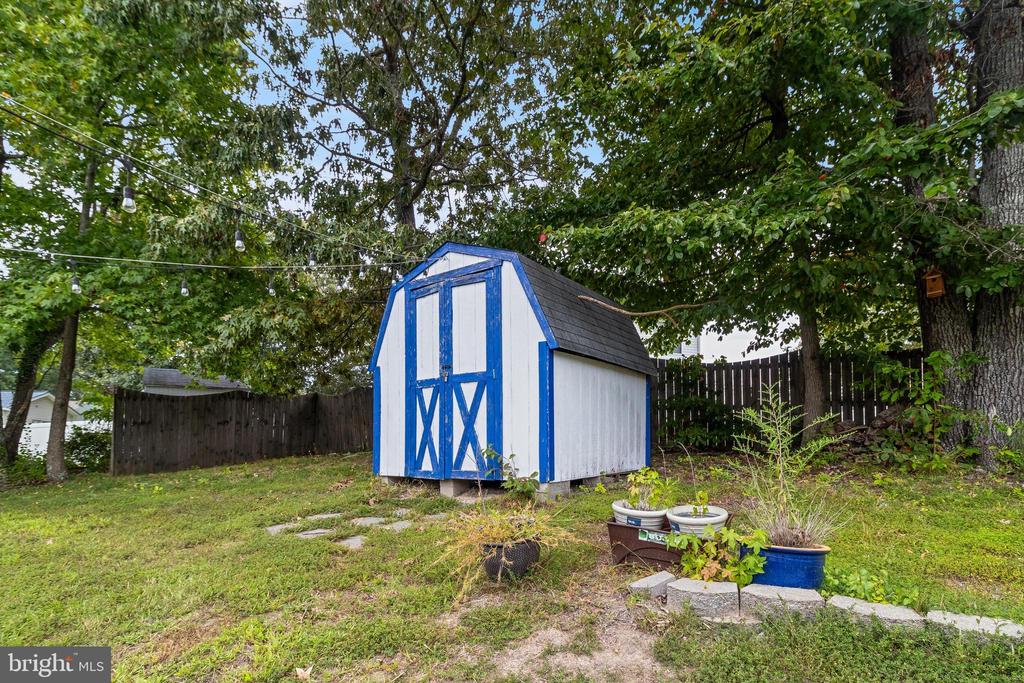 46716 ROBERT LEON DRIVE