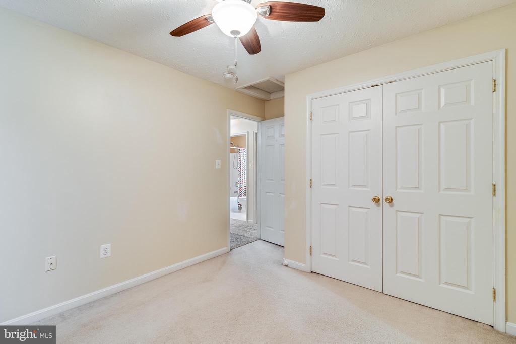 46716 ROBERT LEON DRIVE