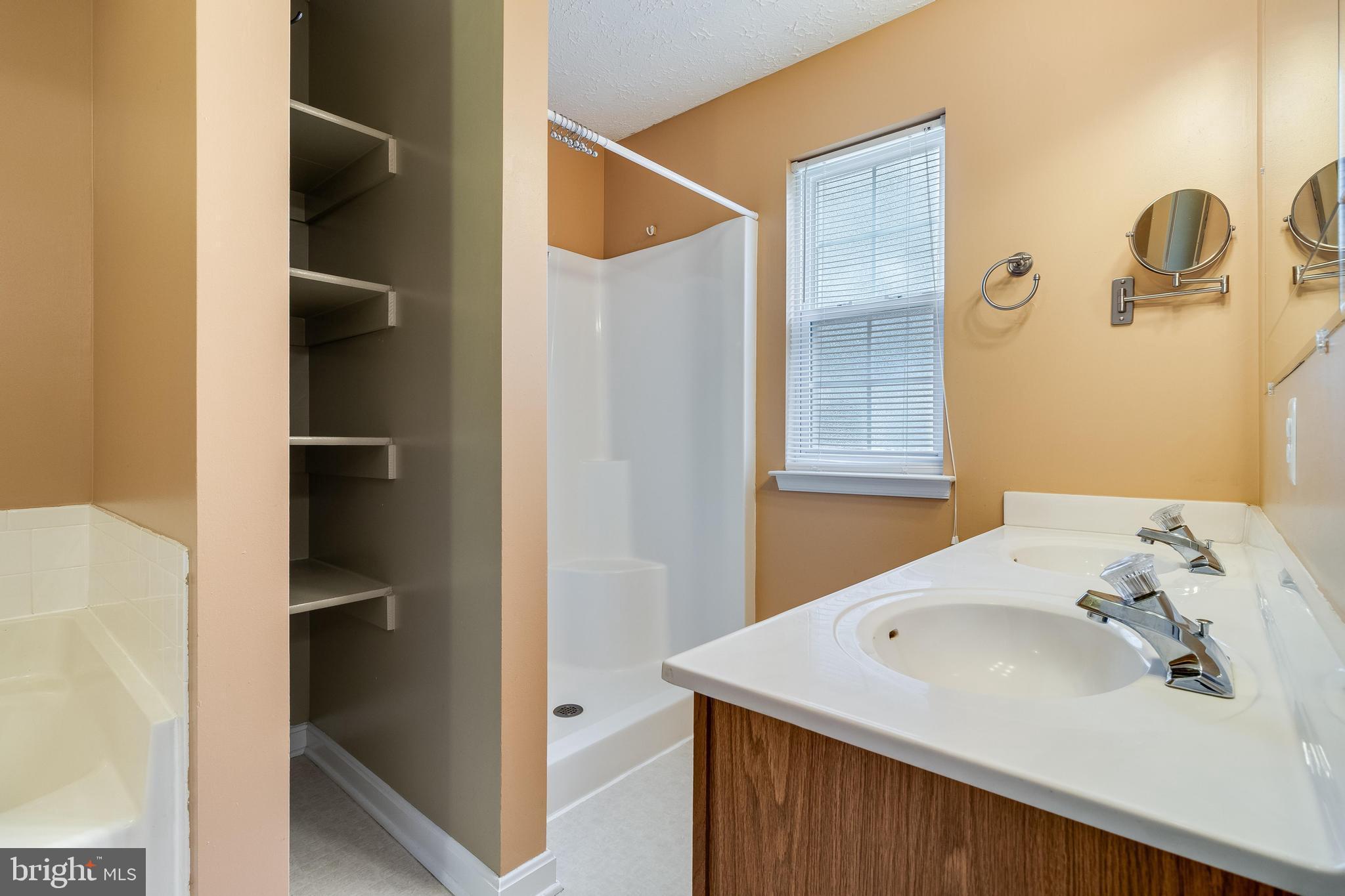 46716 ROBERT LEON DRIVE