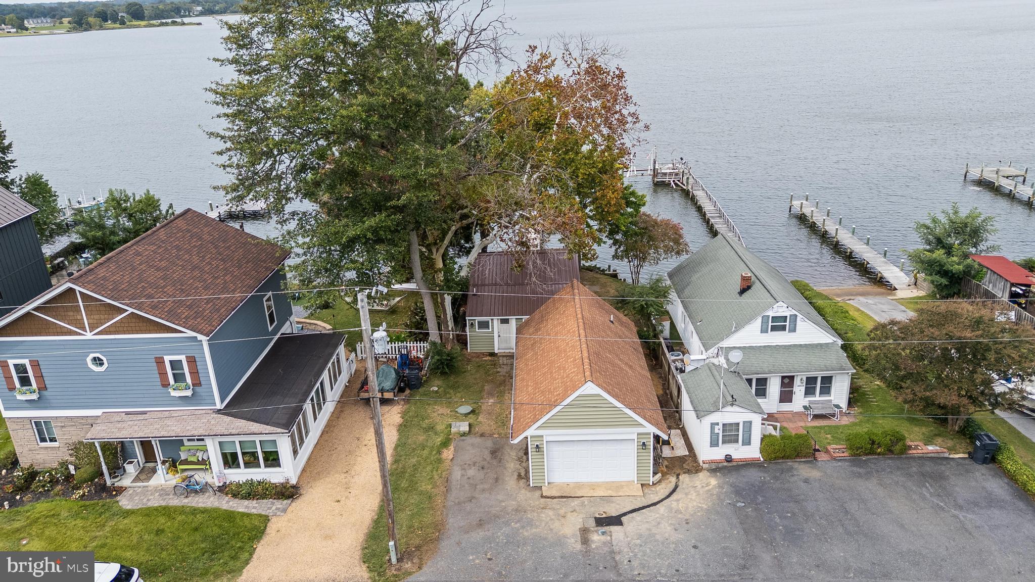 22323 SAINT CLEMENTS AVENUE