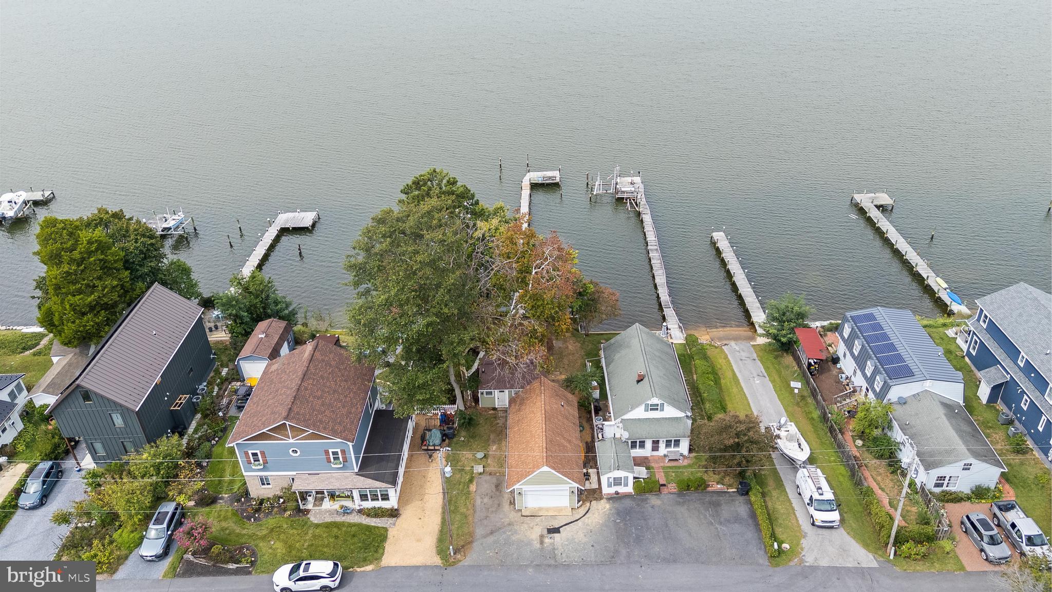 22323 SAINT CLEMENTS AVENUE