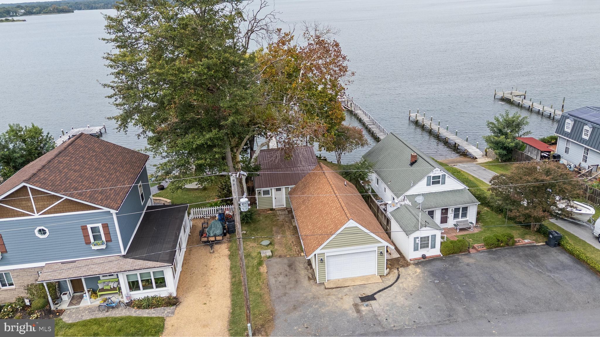 22323 SAINT CLEMENTS AVENUE