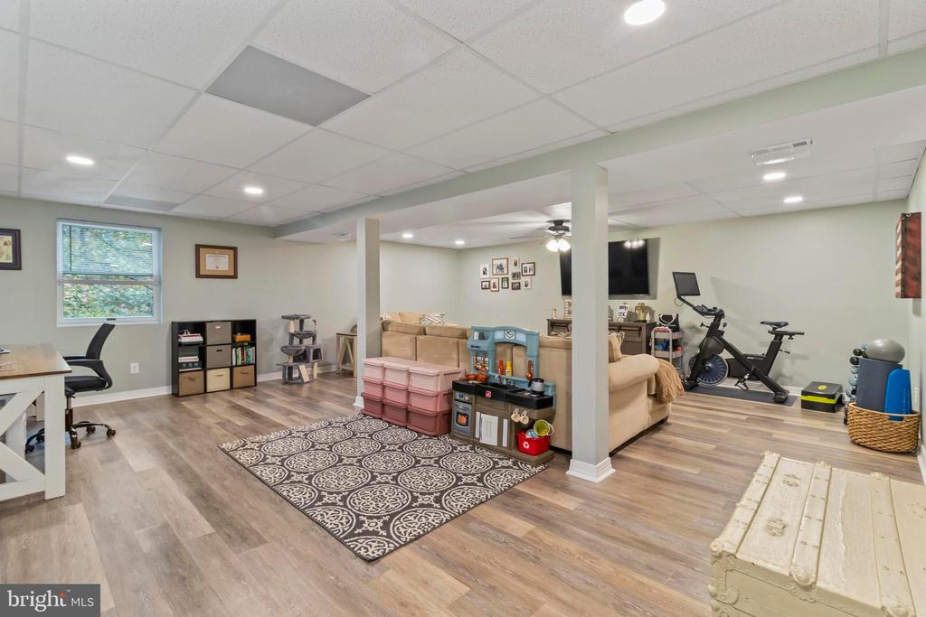 44350 CLARKES LANDING ROAD