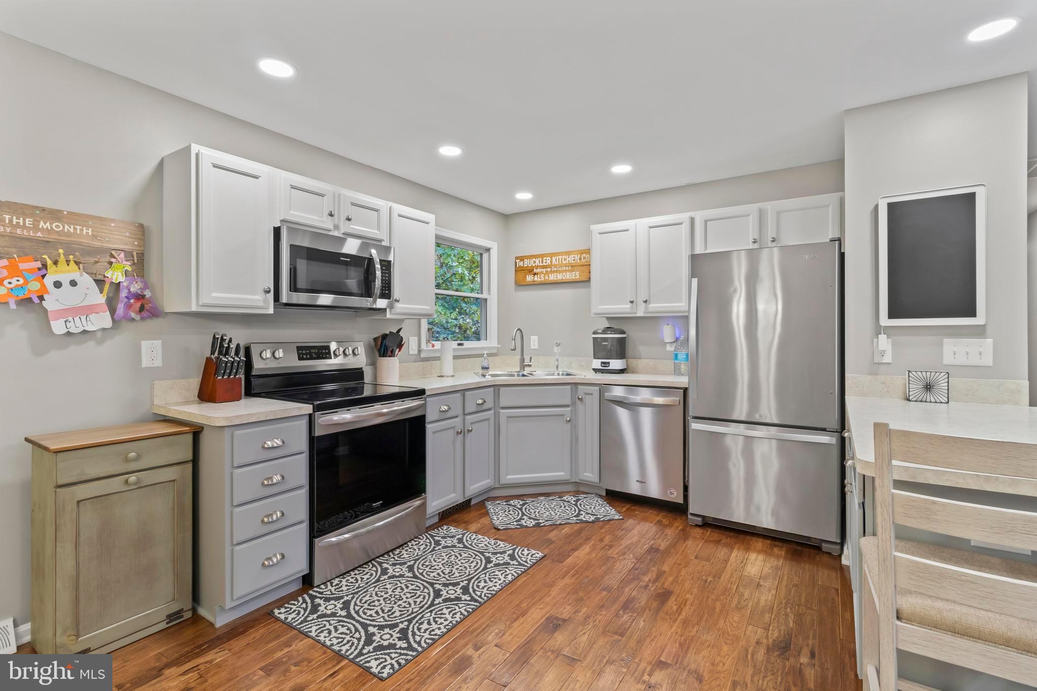 44350 CLARKES LANDING ROAD