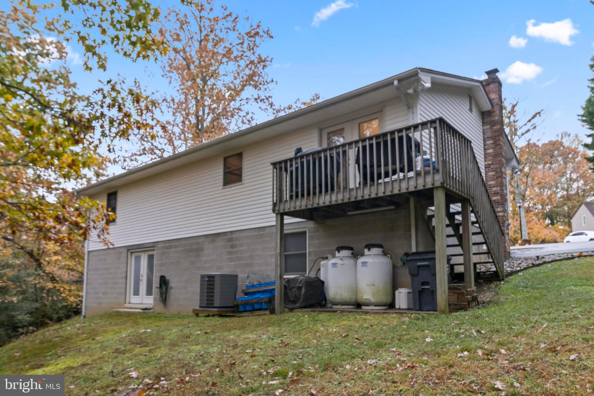 44350 CLARKES LANDING ROAD