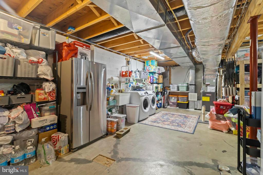 44350 CLARKES LANDING ROAD