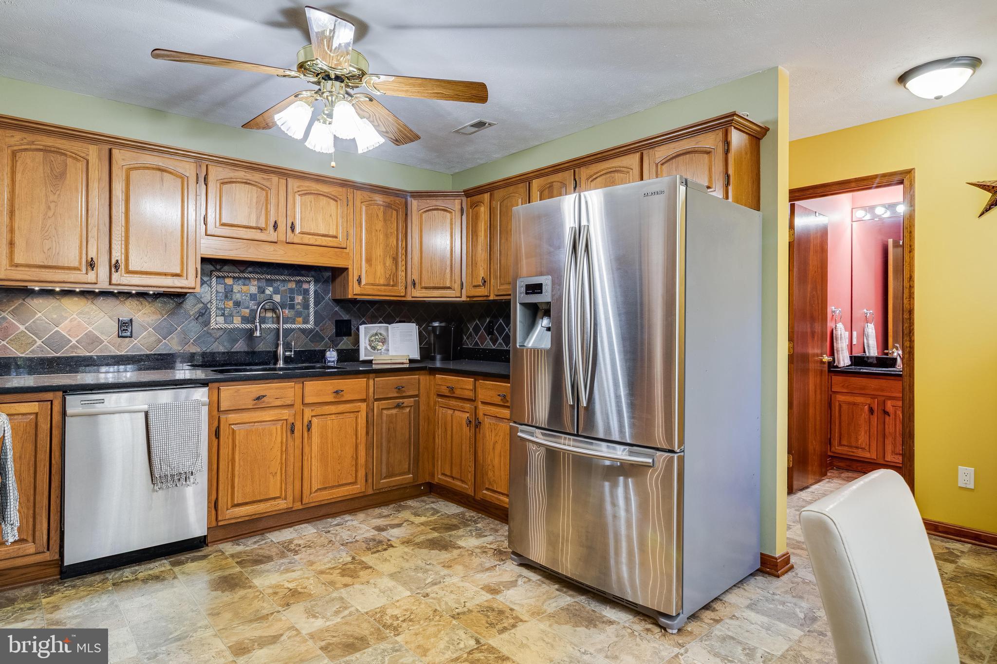 23015 WEDGEWOOD LANE