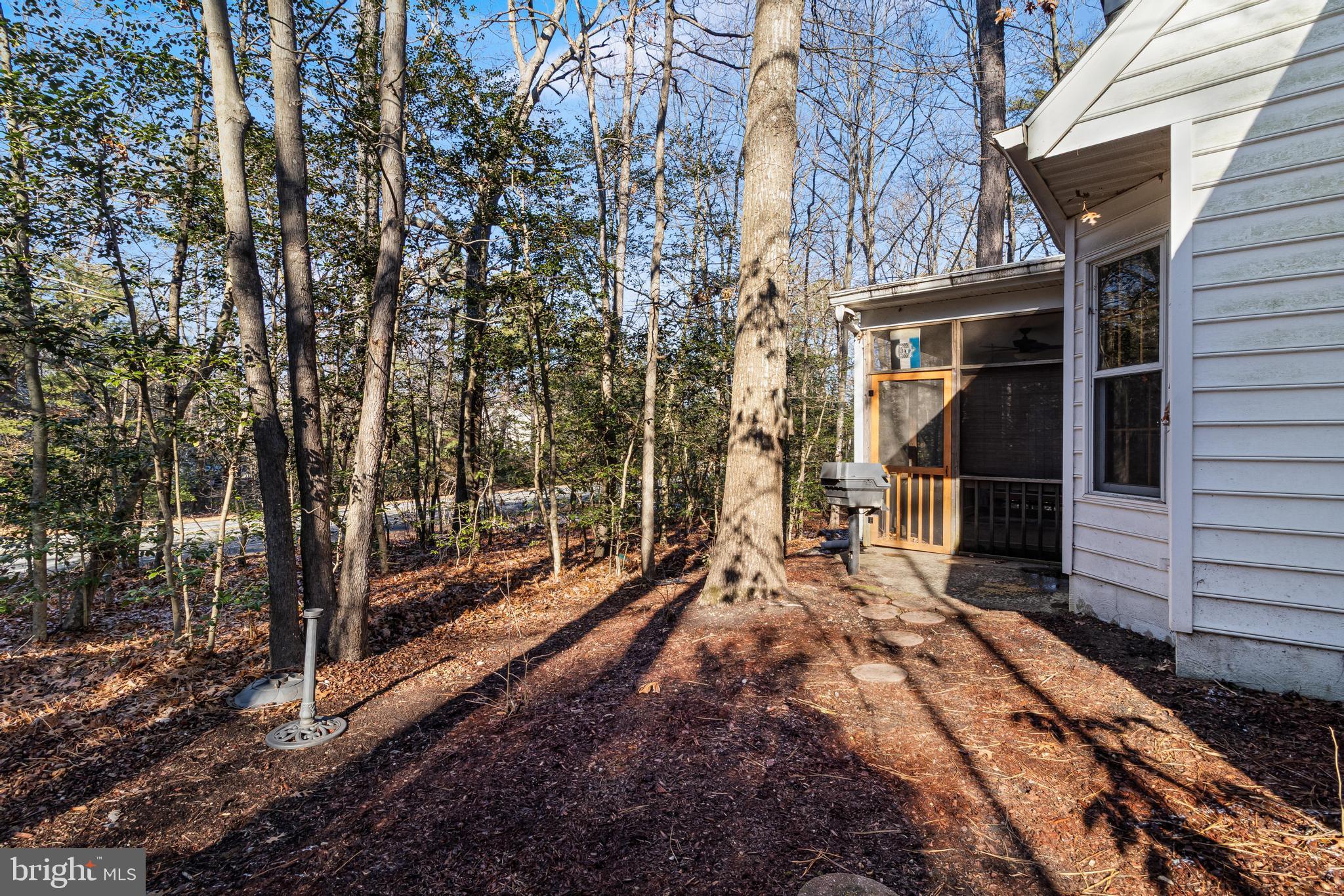 23015 WEDGEWOOD LANE