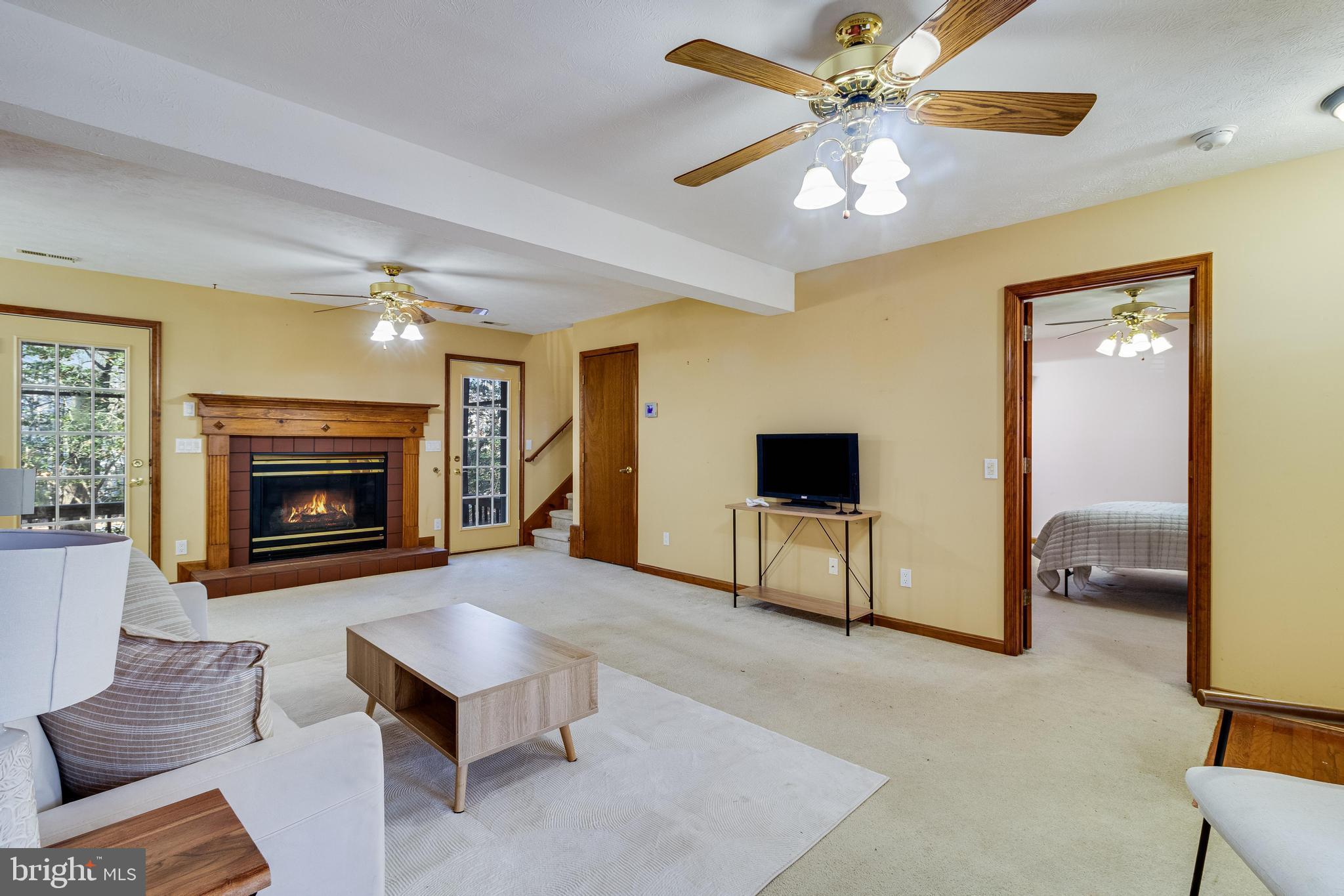 23015 WEDGEWOOD LANE