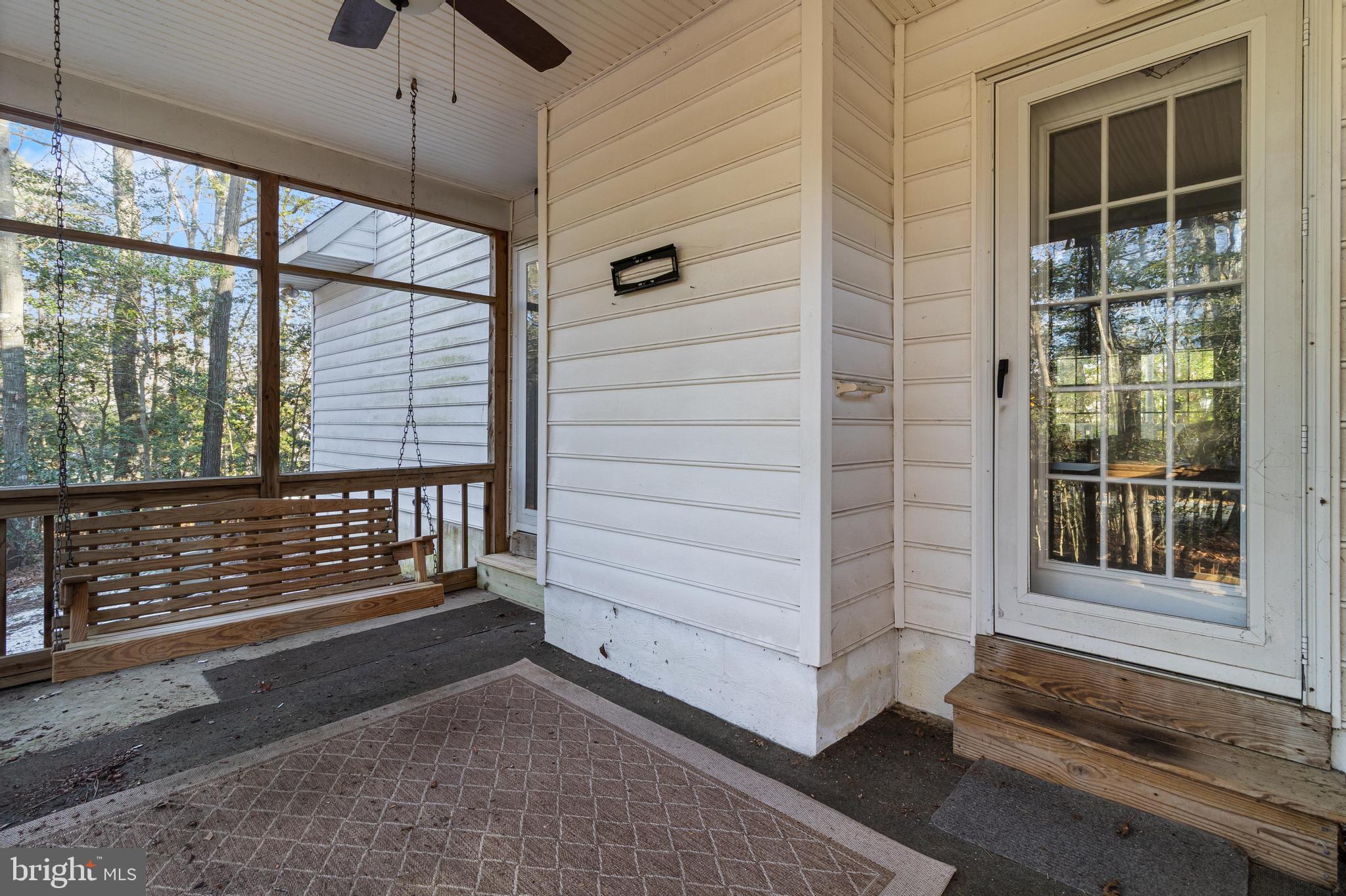 23015 WEDGEWOOD LANE