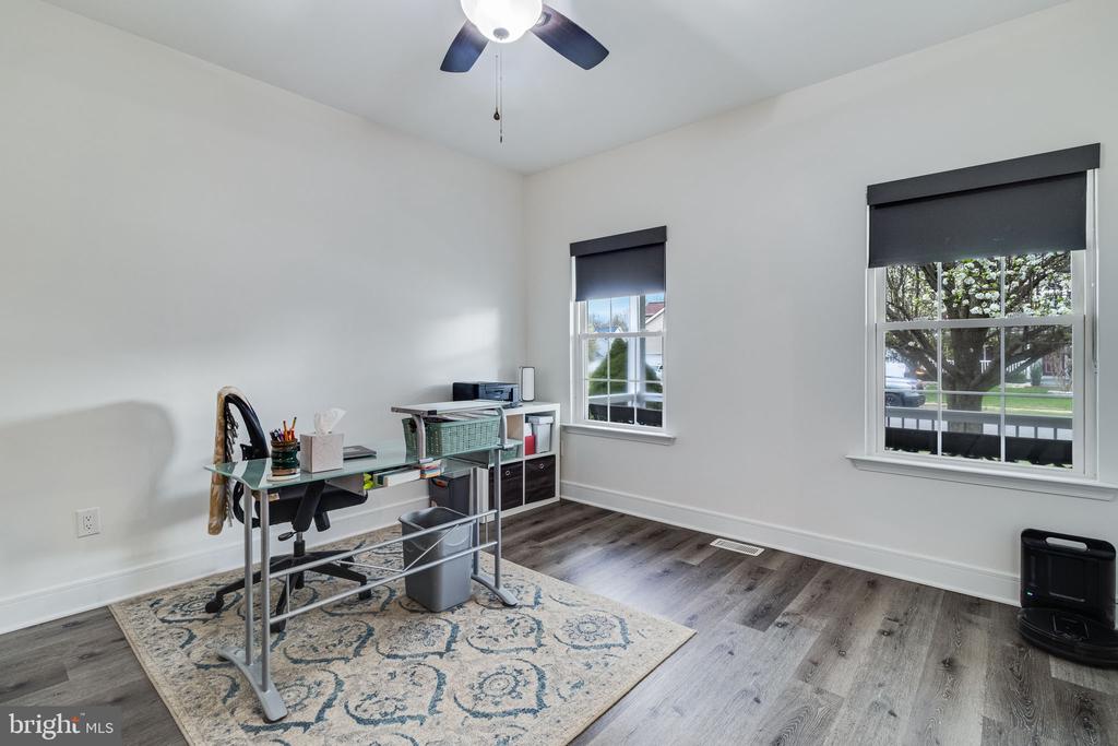 22255 GOLDENROD DRIVE