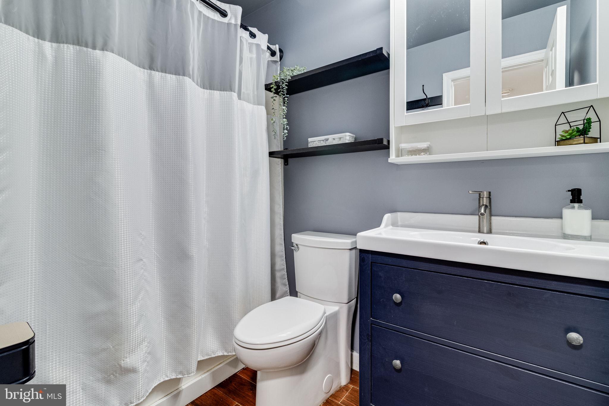 22255 GOLDENROD DRIVE