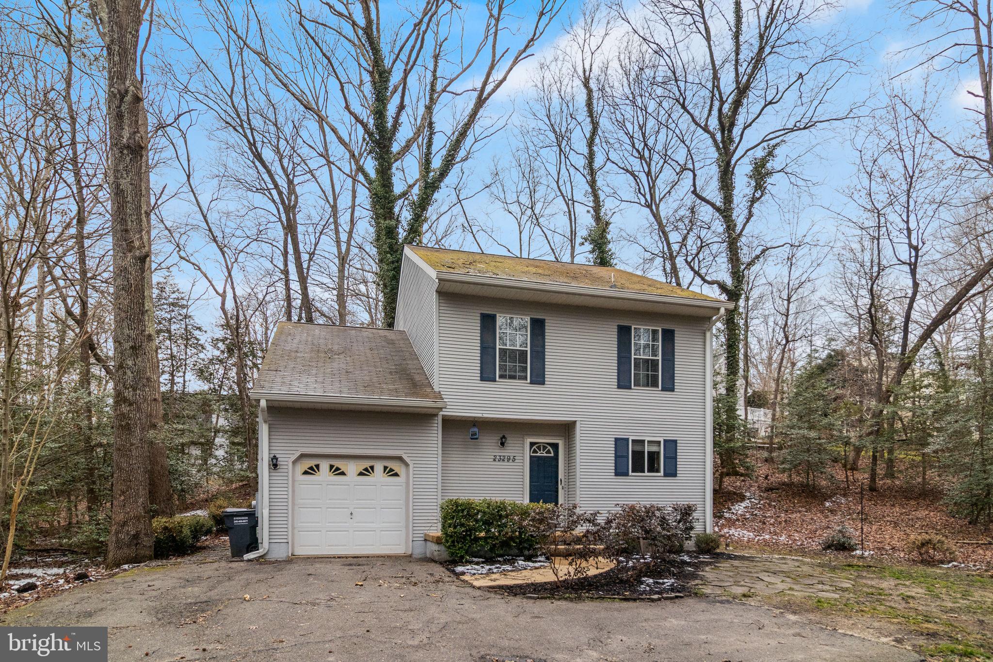 23295 WHITE ELM COURT