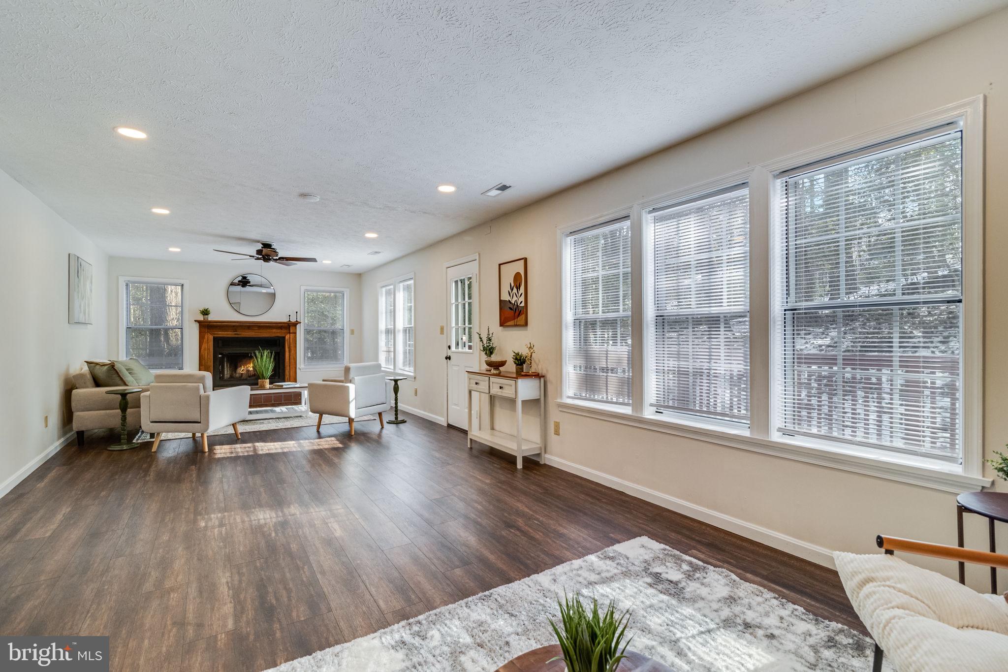 23295 WHITE ELM COURT