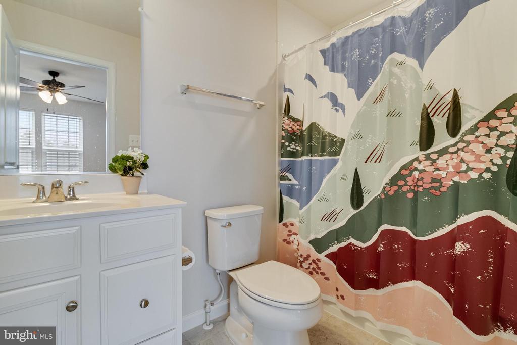 44315 AZALEA WAY