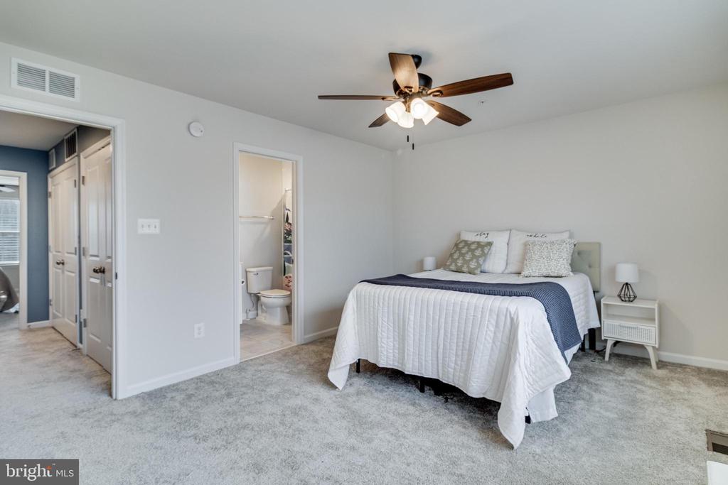 44315 AZALEA WAY